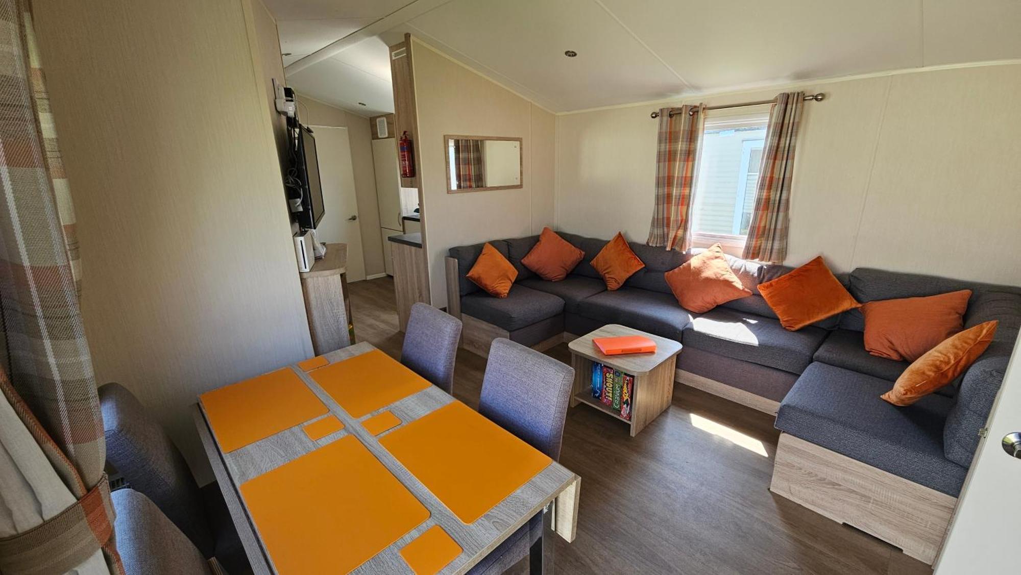 Kp Holiday Home Corton  Экстерьер фото